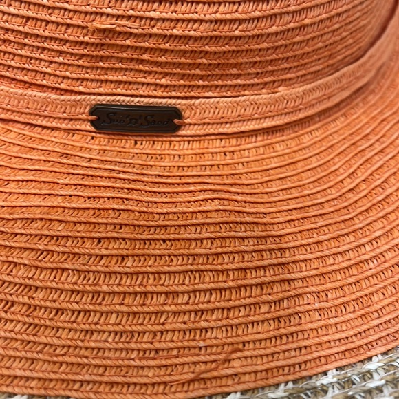 Soft orange straw hat - Picture 4 of 4